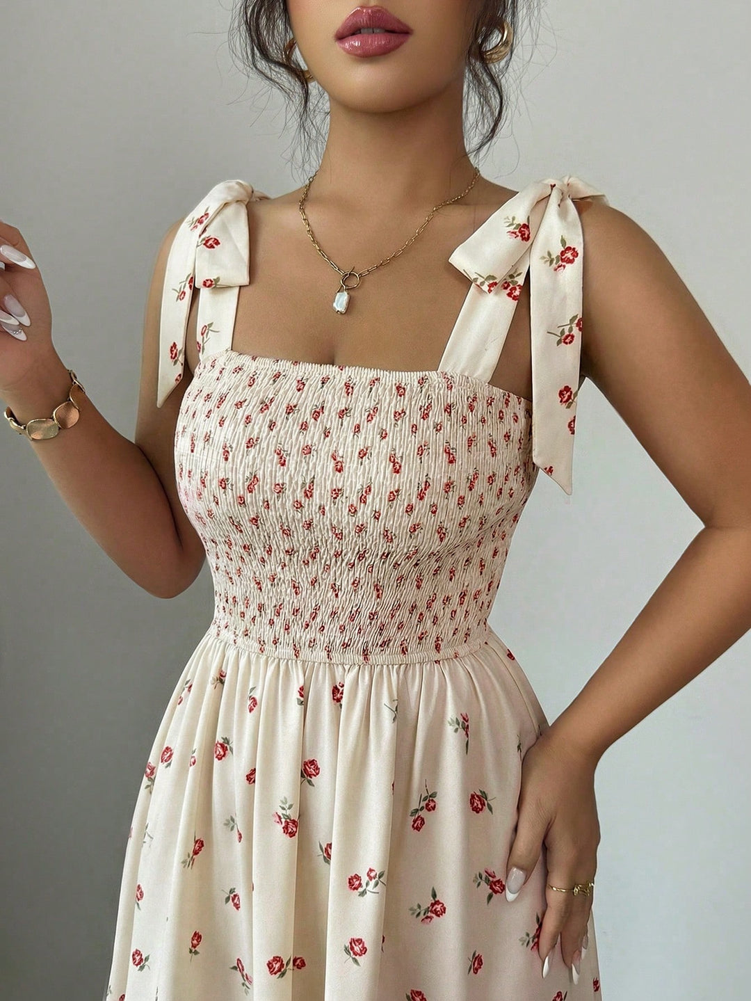 SHEIN bézs maxi ruha