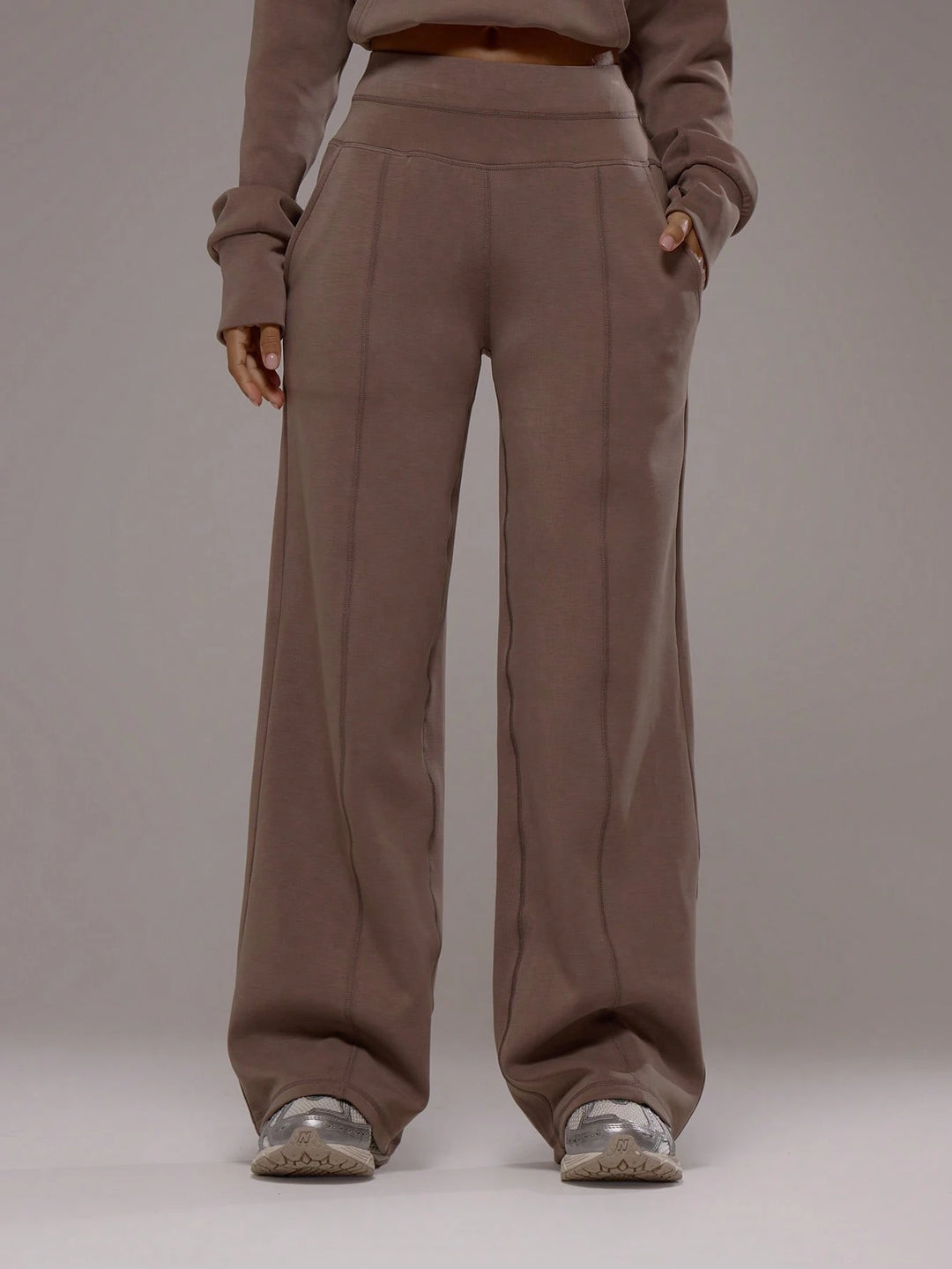 Pantaloni SHEIN, maro