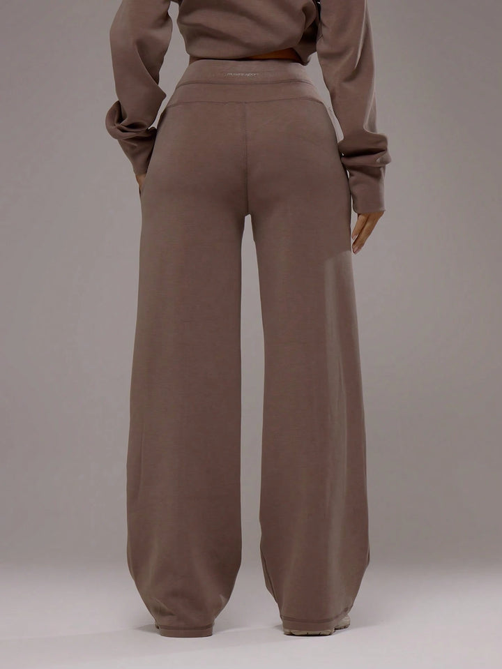 Pantaloni SHEIN, maro