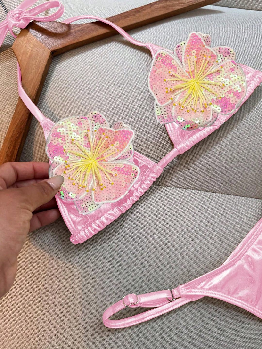 Set bikini SHEIN, roz