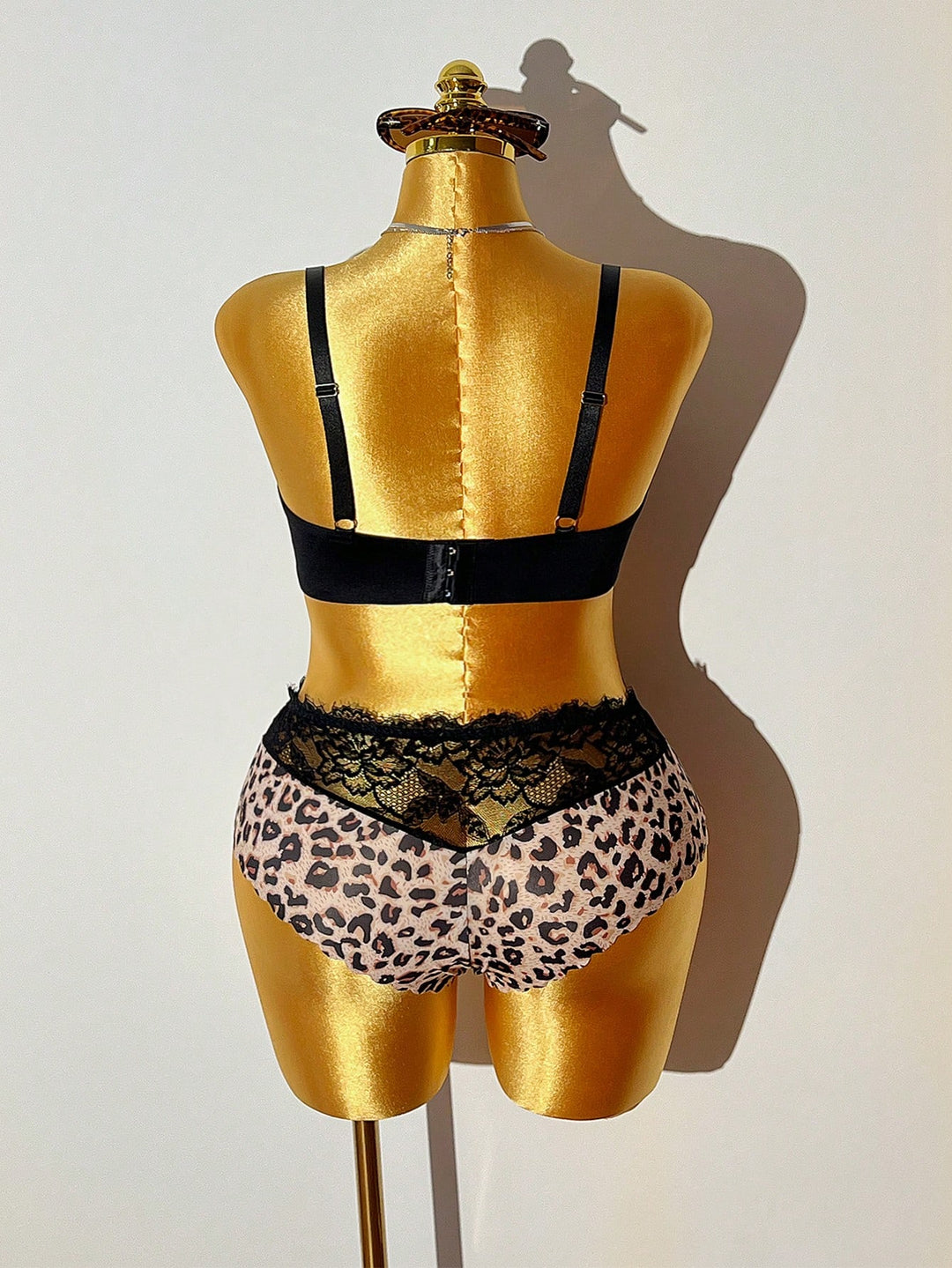 Set sutien și chilot SHEIN, mix culori