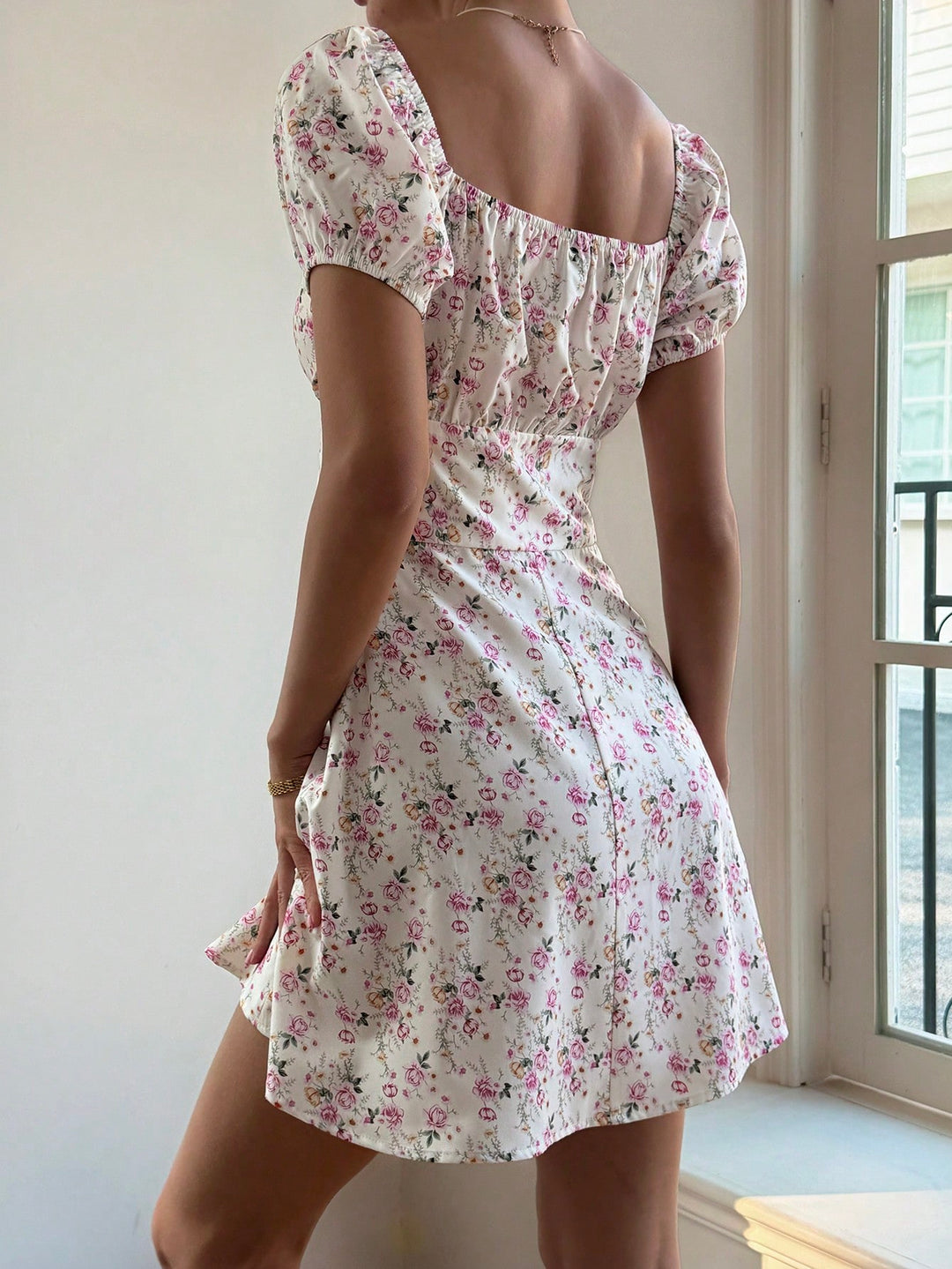 Rochie scurtă SHEIN, roz
