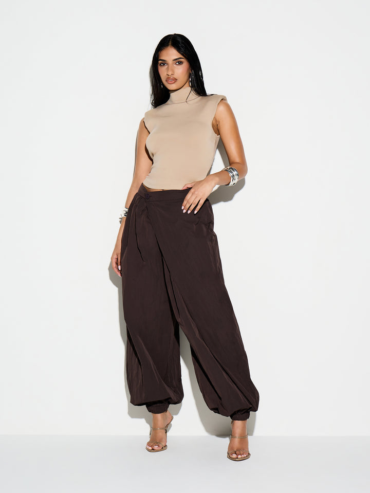 Pantaloni SHEIN, maro