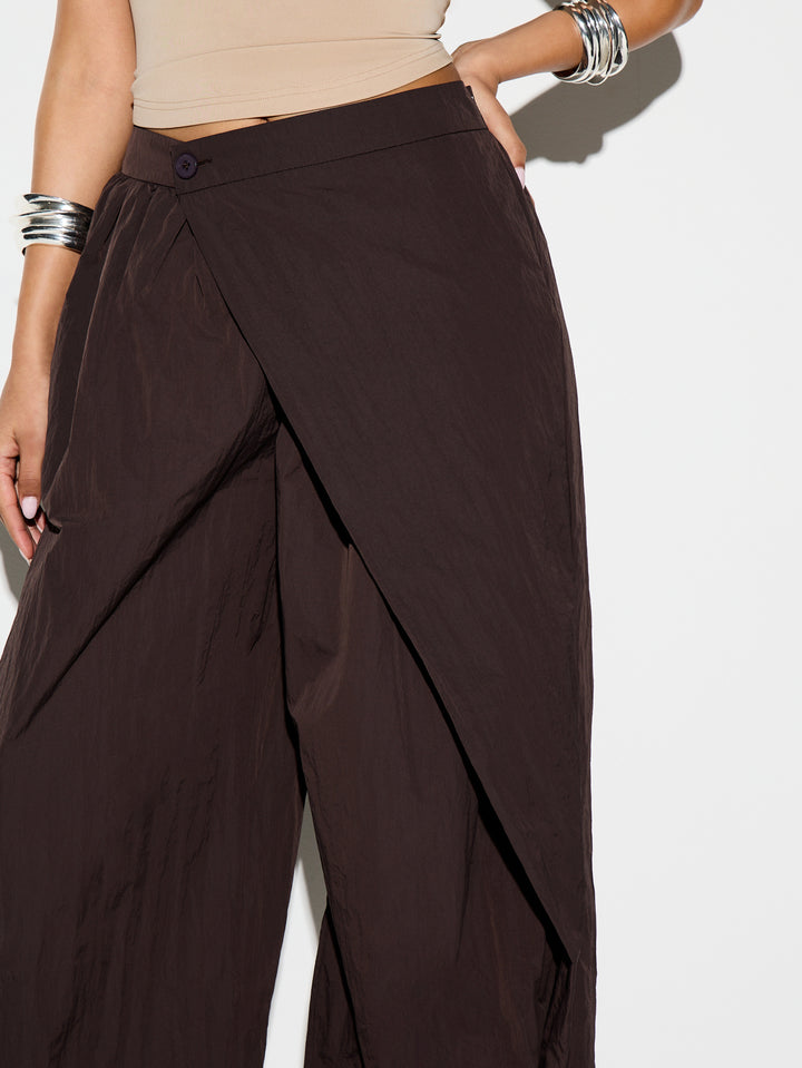 Pantaloni SHEIN, maro