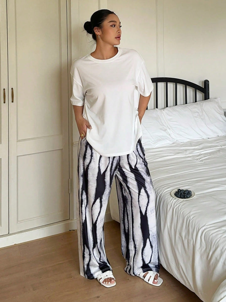 Set pijamale SHEIN, alb