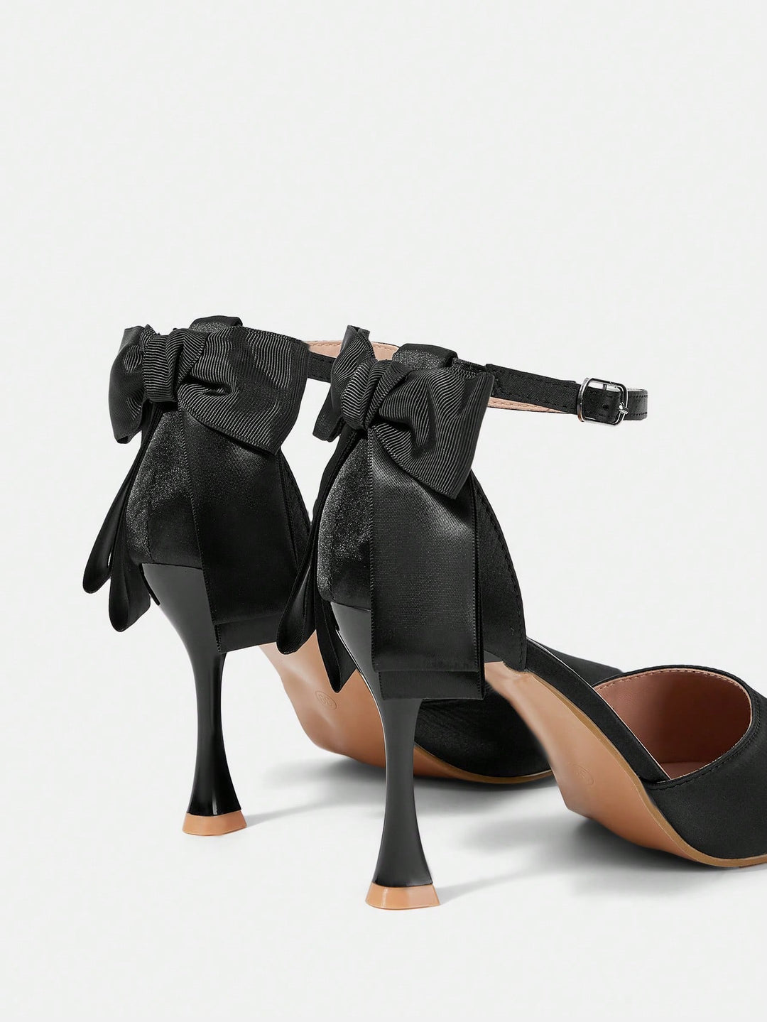 Pantofi cu toc SHEIN, negru