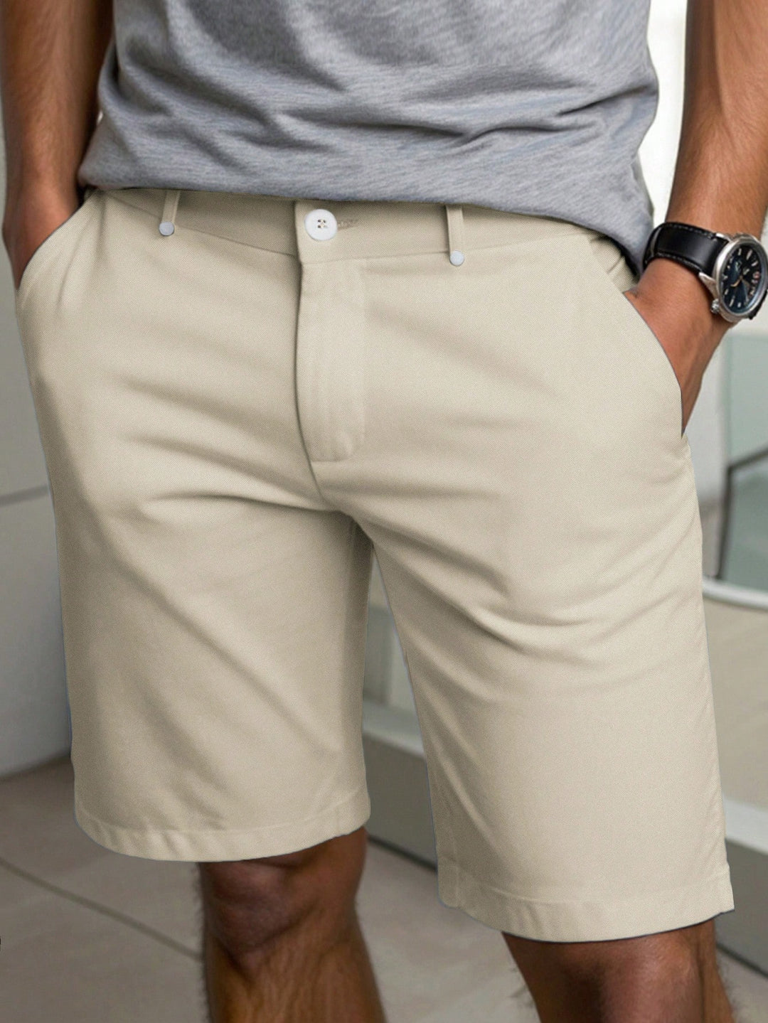 Pantaloni scurți SHEIN, bej