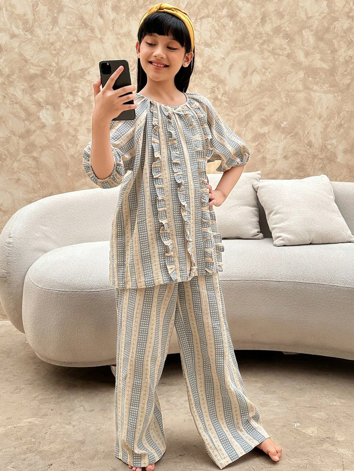 Pijama SHEIN, mix culori