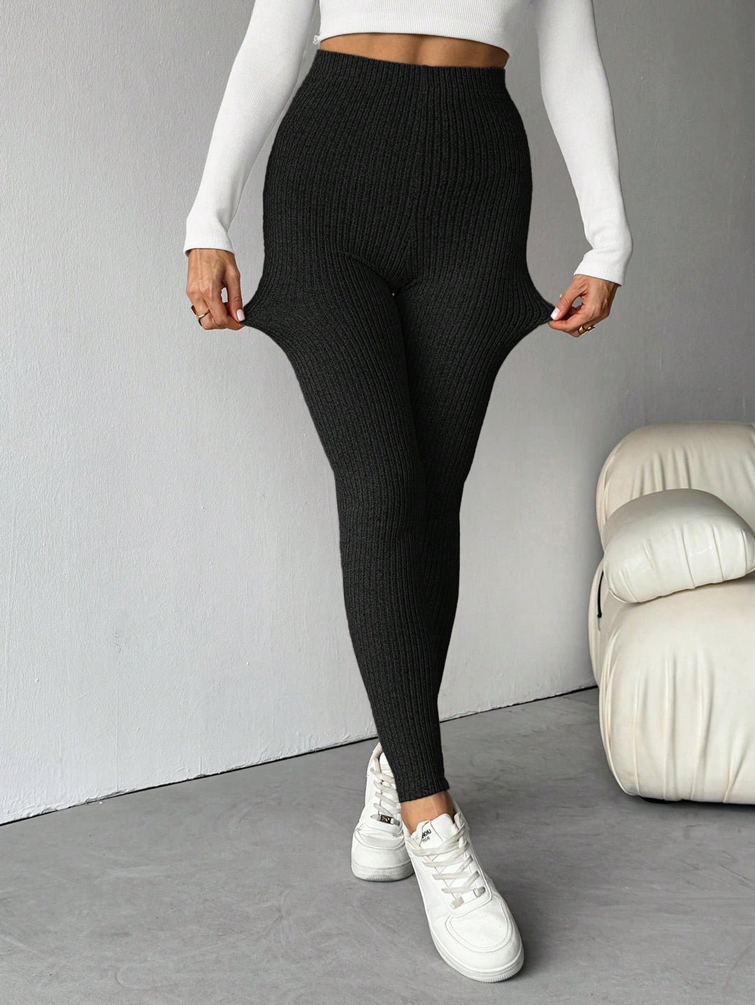 Pantaloni SHEIN, negru