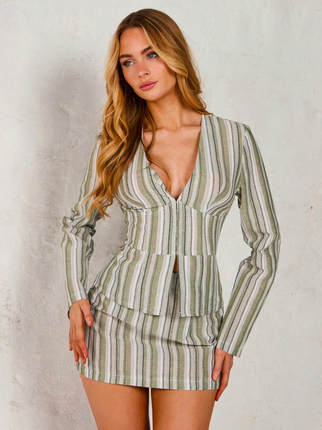 Costum SHEIN, verde