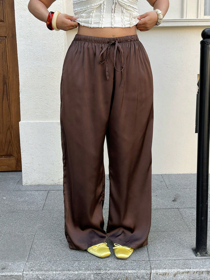 Pantaloni SHEIN, maro