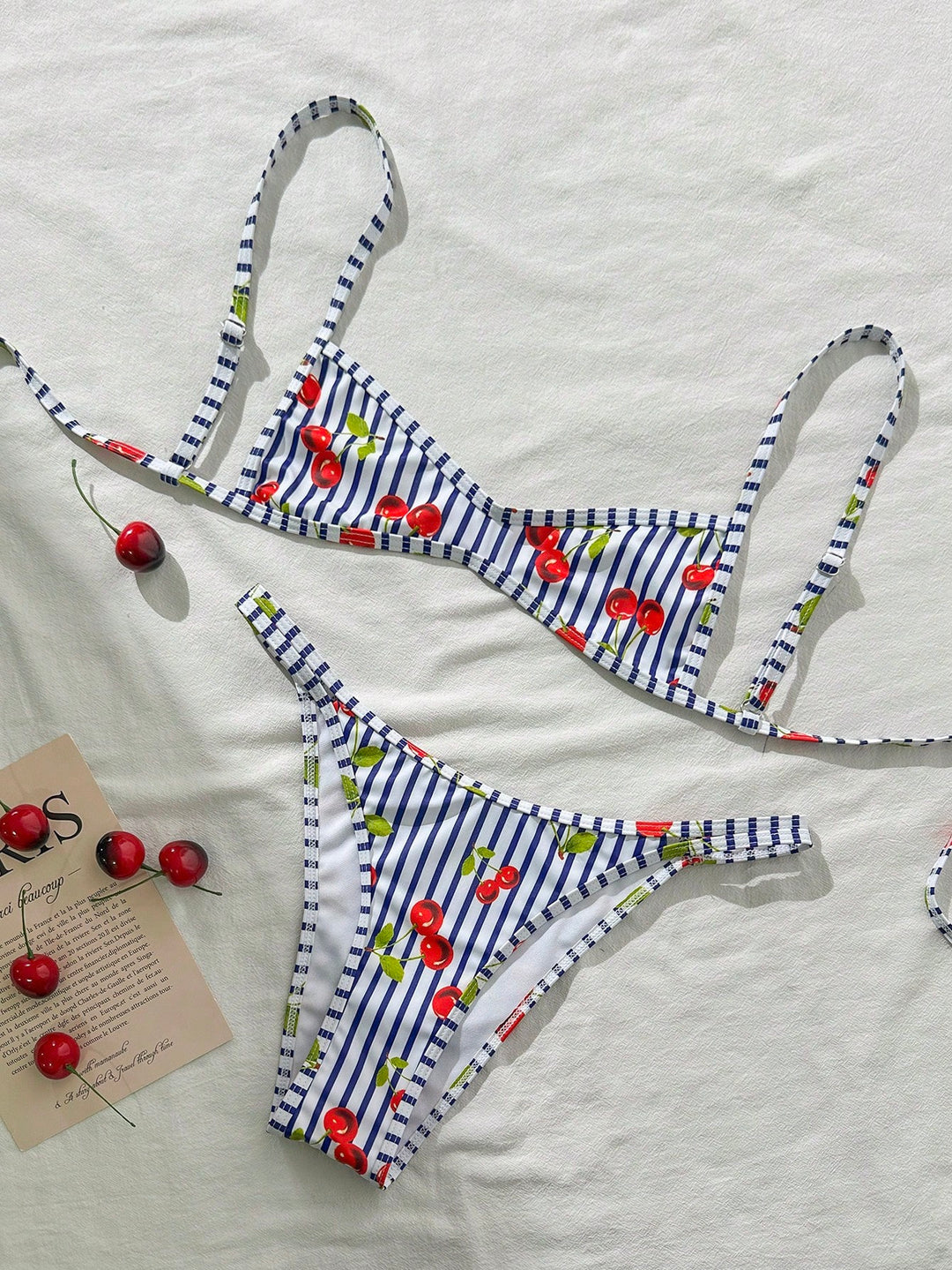 Set bikini SHEIN, mix culori