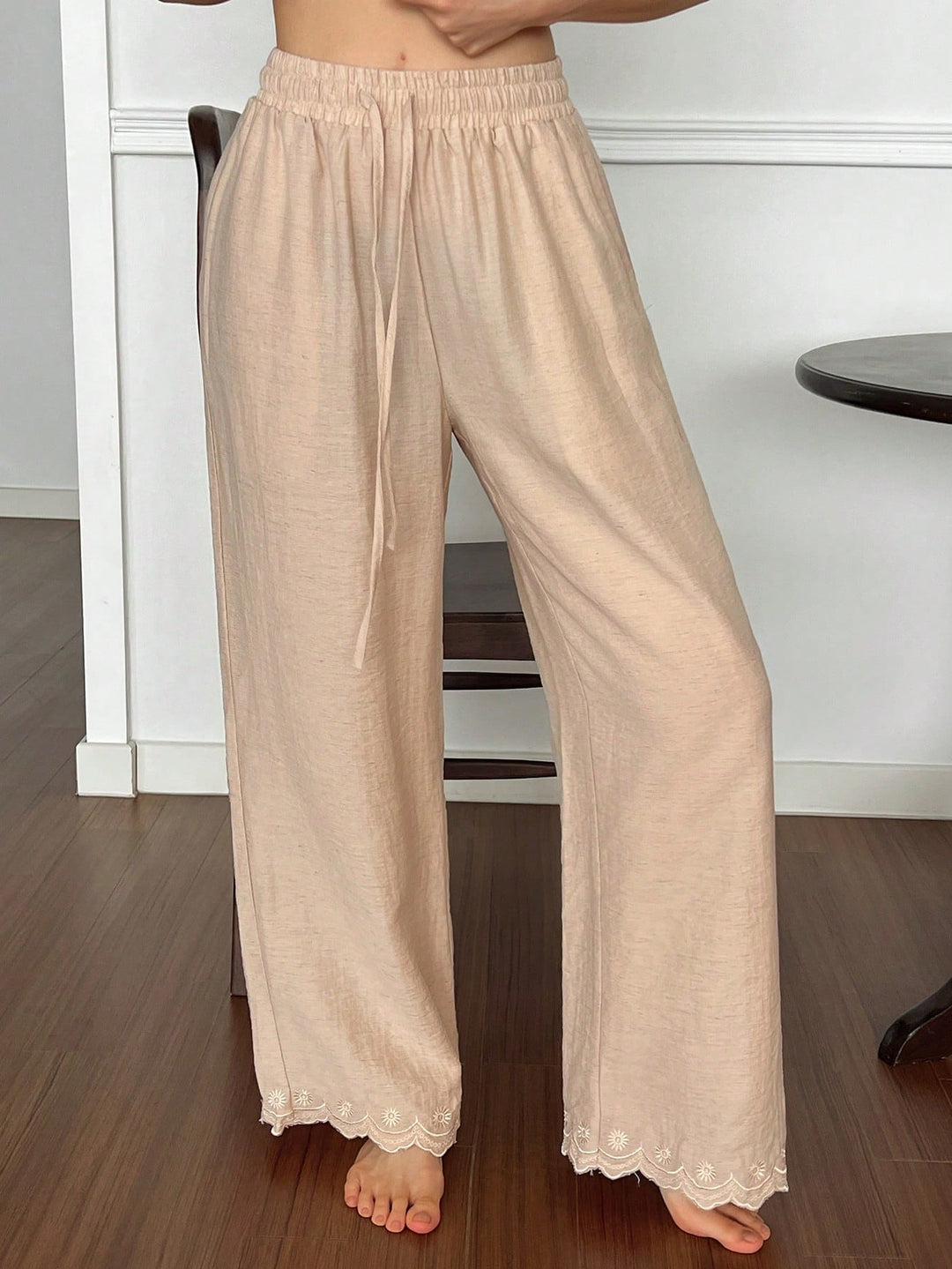 Pantaloni SHEIN, roz