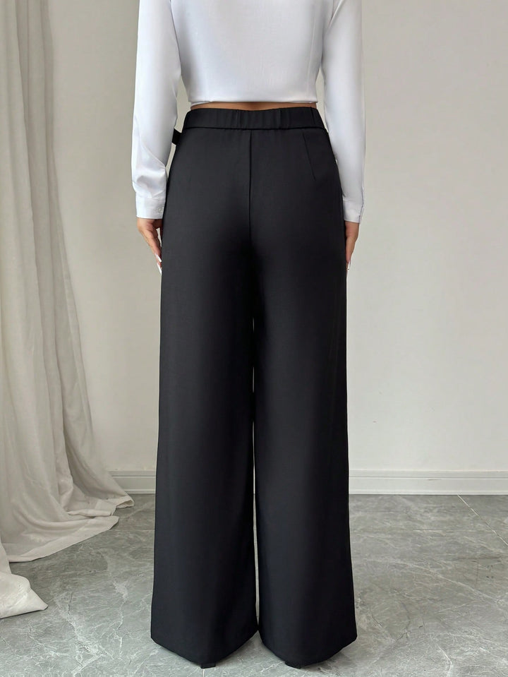 Pantaloni SHEIN, negru