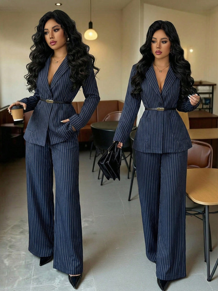 Costum SHEIN, albastru