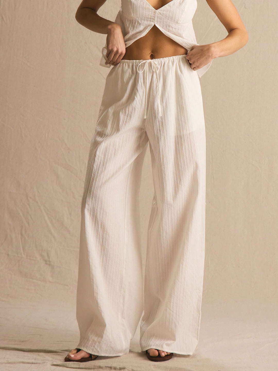 Pantaloni SHEIN, alb