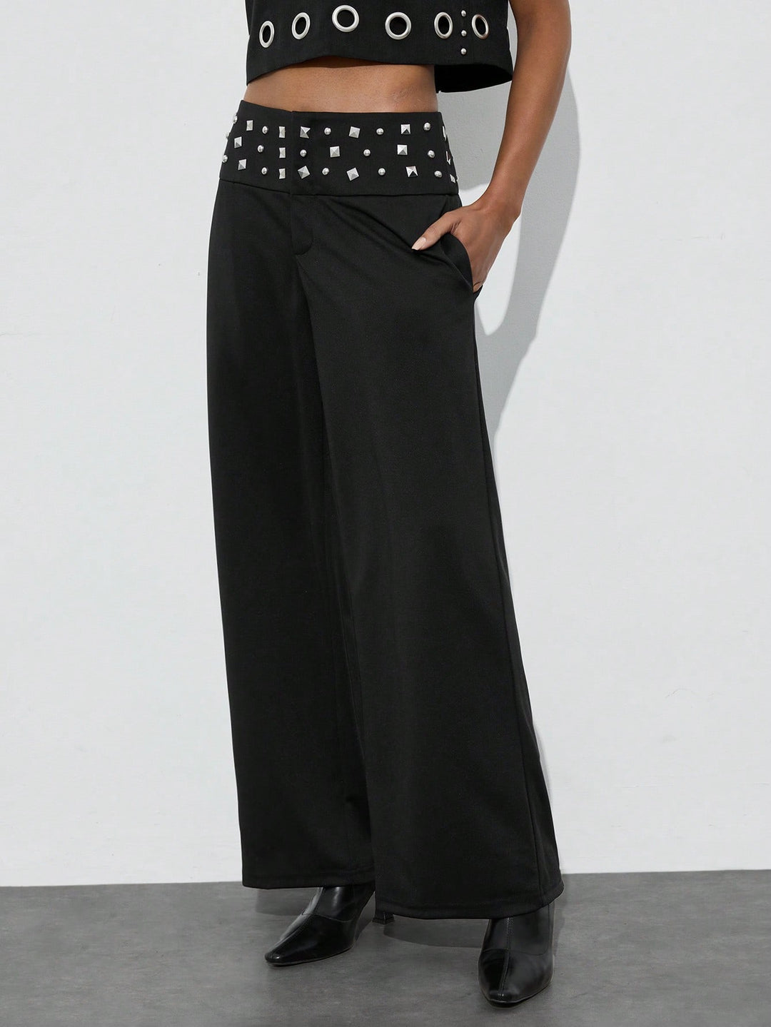 Pantaloni SHEIN, negru