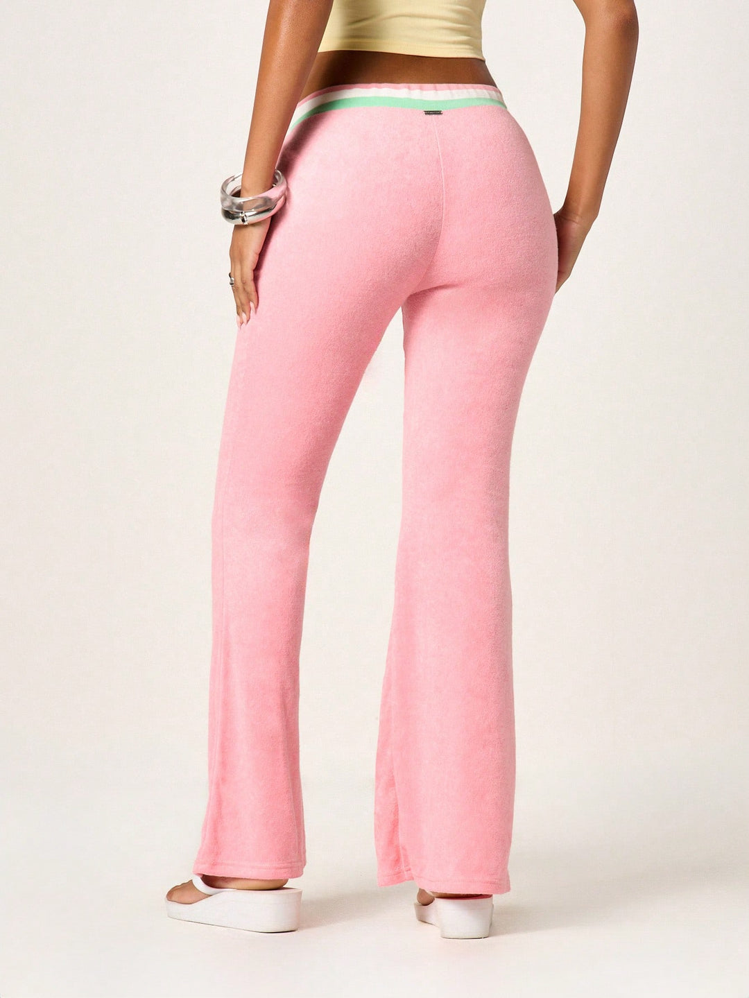 Pantaloni SHEIN, roz