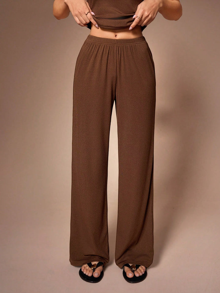 Compleu pijamale SHEIN, maro