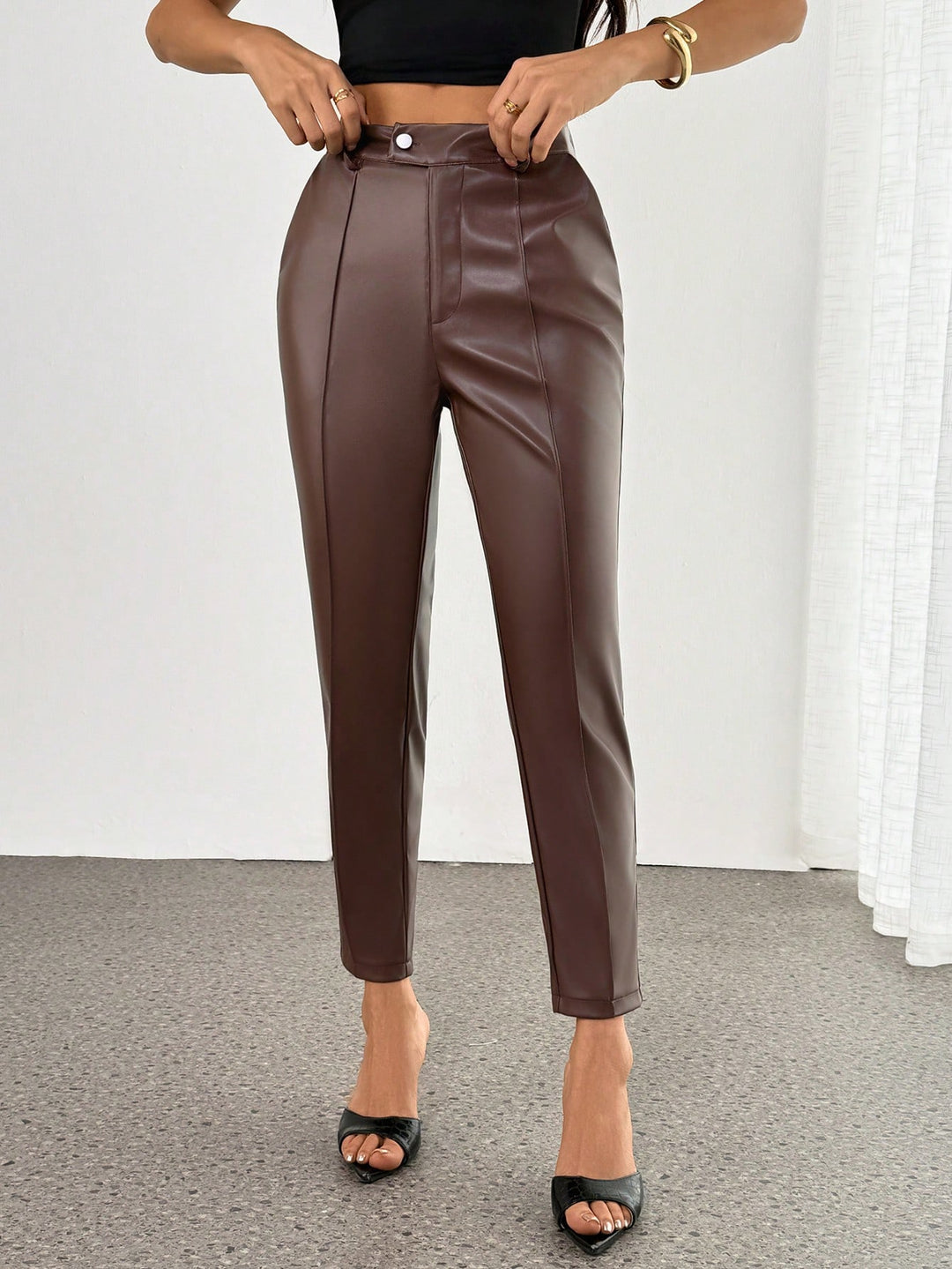 Pantaloni SHEIN, maro