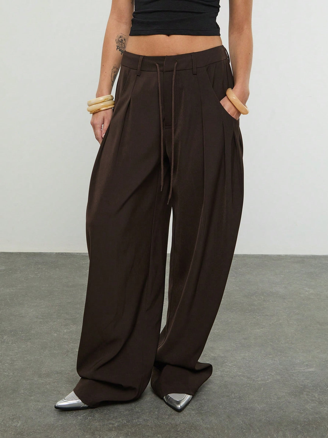 Pantaloni SHEIN, maro