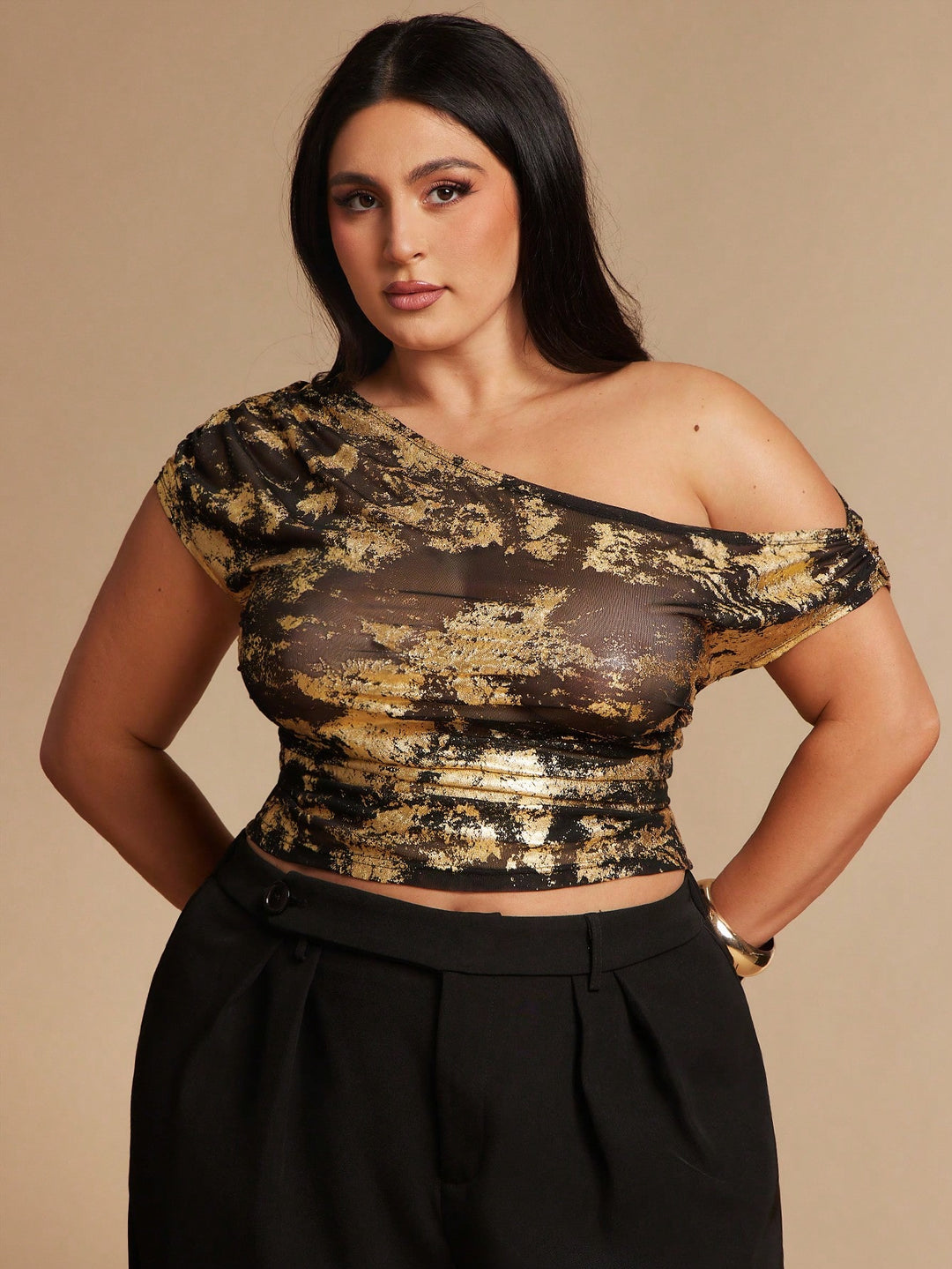 Tricou SHEIN, auriu