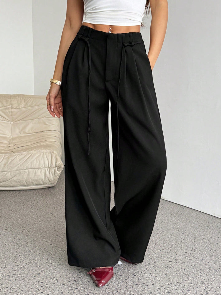 Pantaloni SHEIN, negru