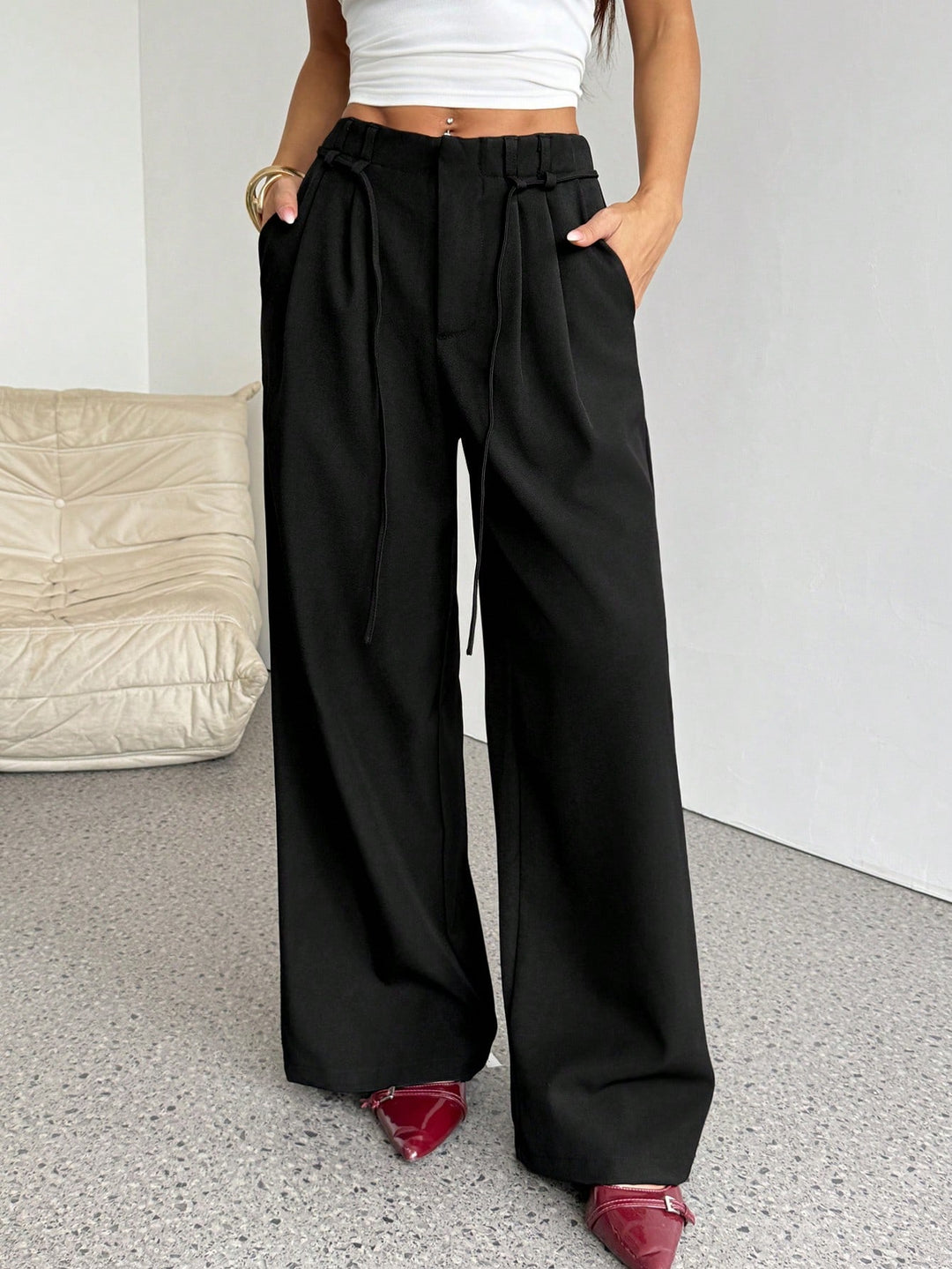 Pantaloni SHEIN, negru