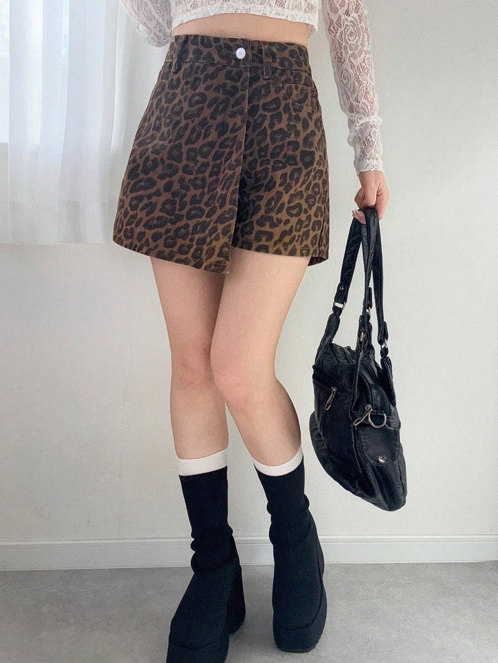 Pantaloni scurți SHEIN, maro
