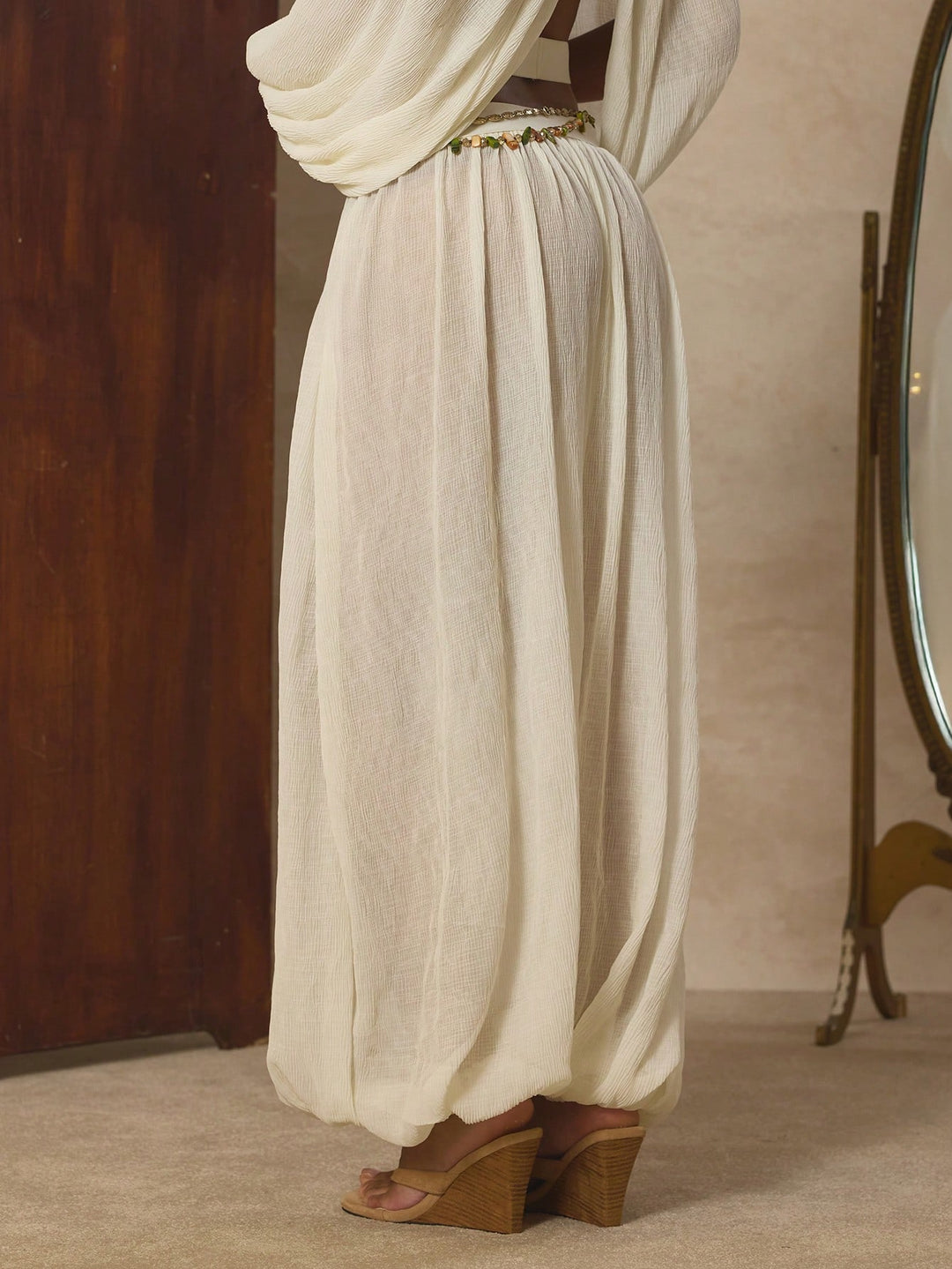 Pantaloni SHEIN, crem