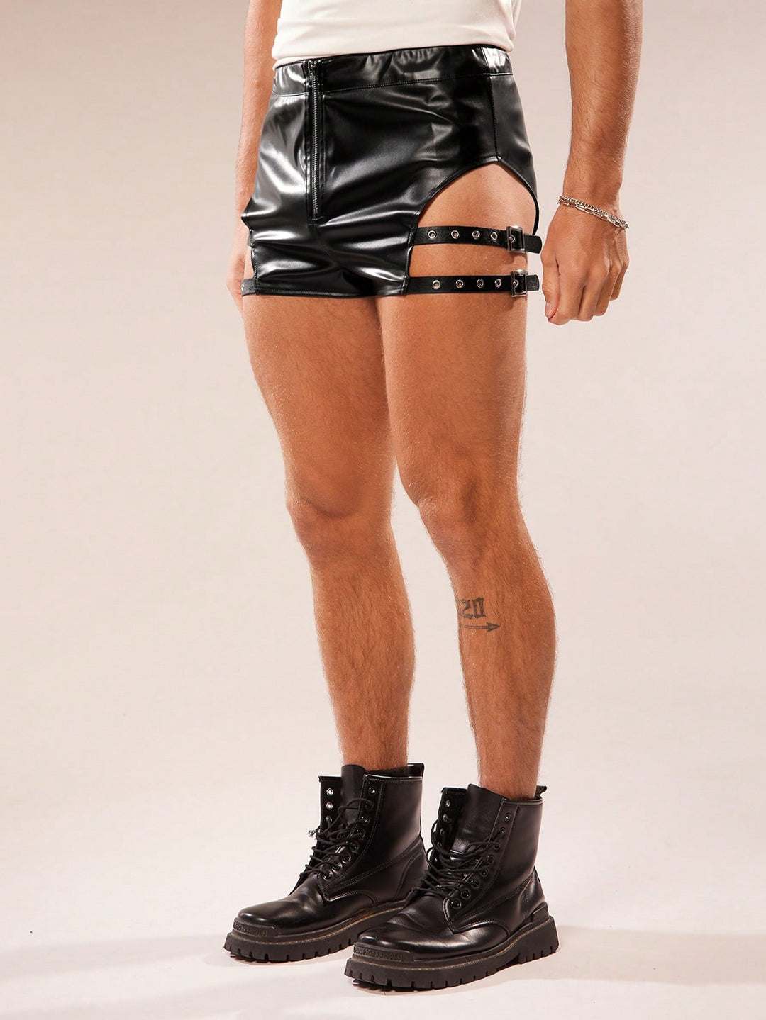 Pantaloni scurți SHEIN, negru