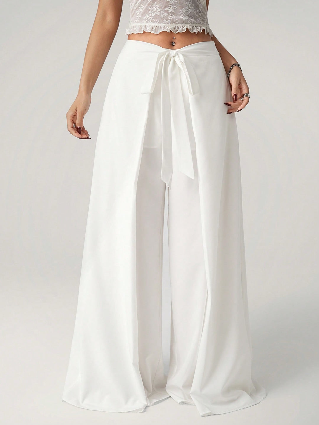 Pantaloni SHEIN, alb