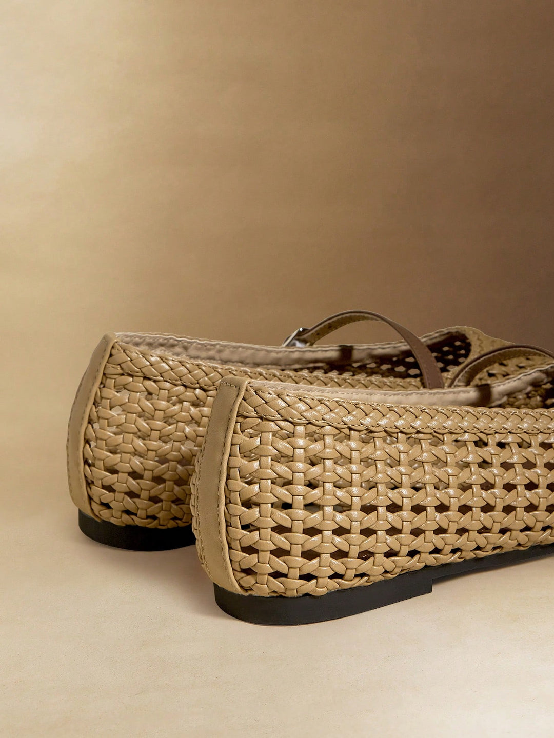 Balerini SHEIN, kaki