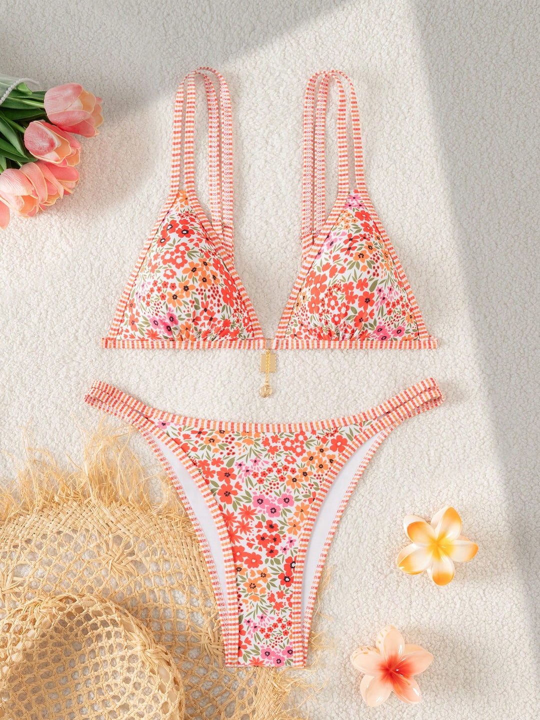 Set bikini SHEIN, mix culori