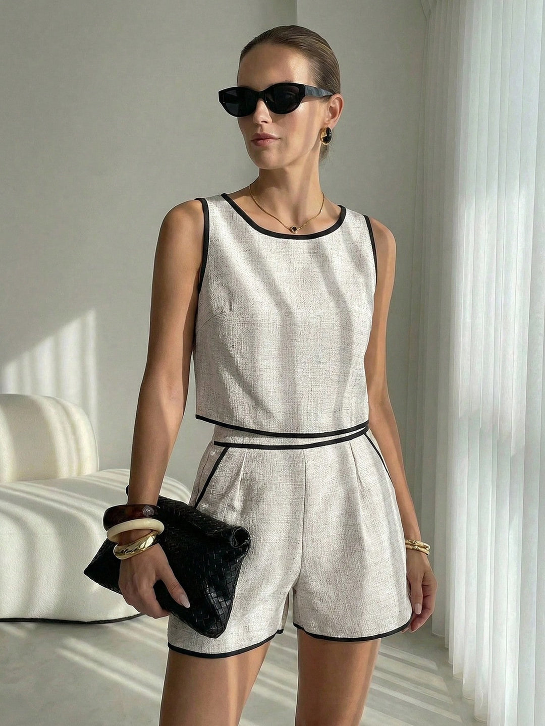SHEIN együttes, bézs