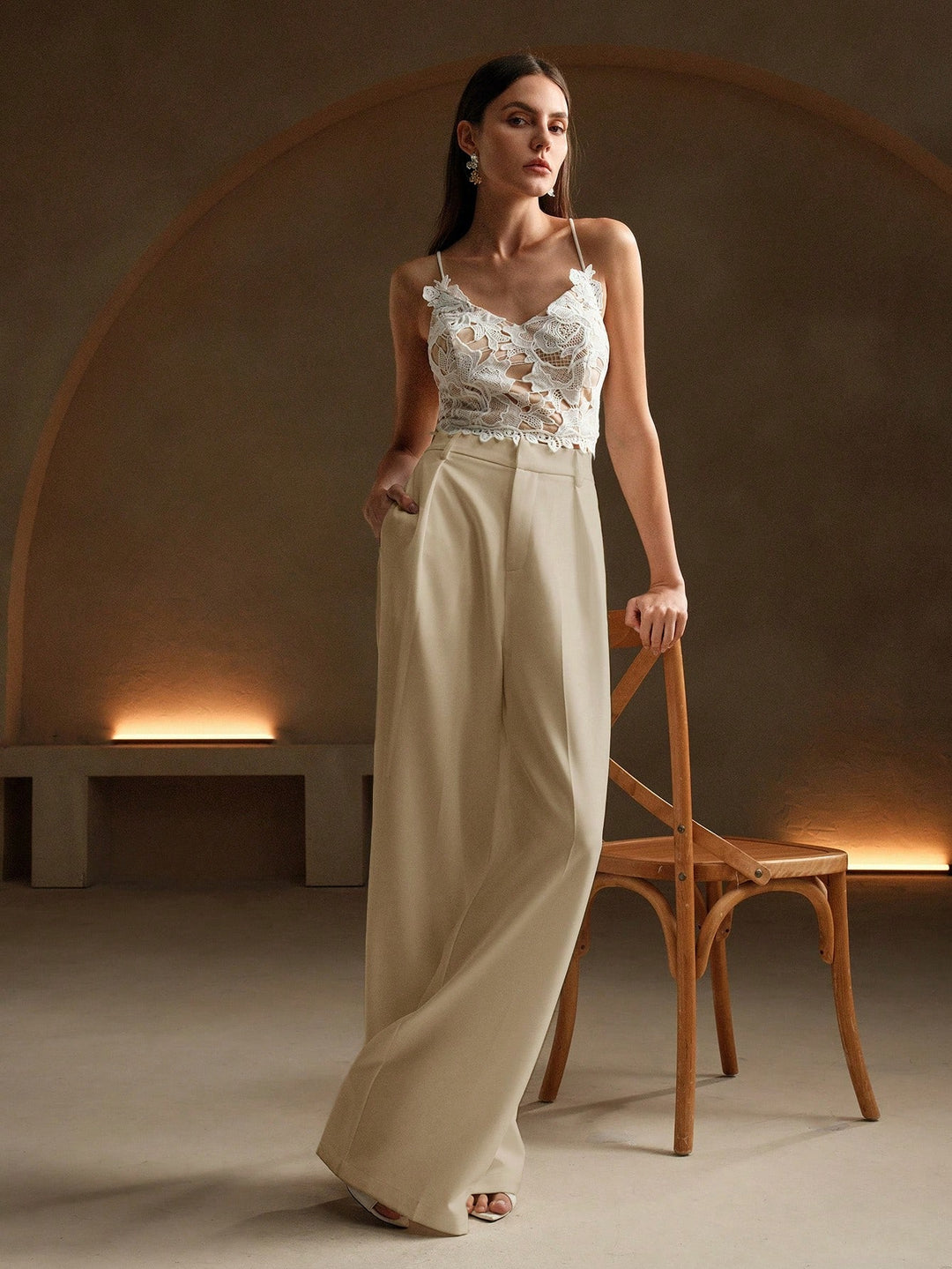 Pantaloni SHEIN, crem