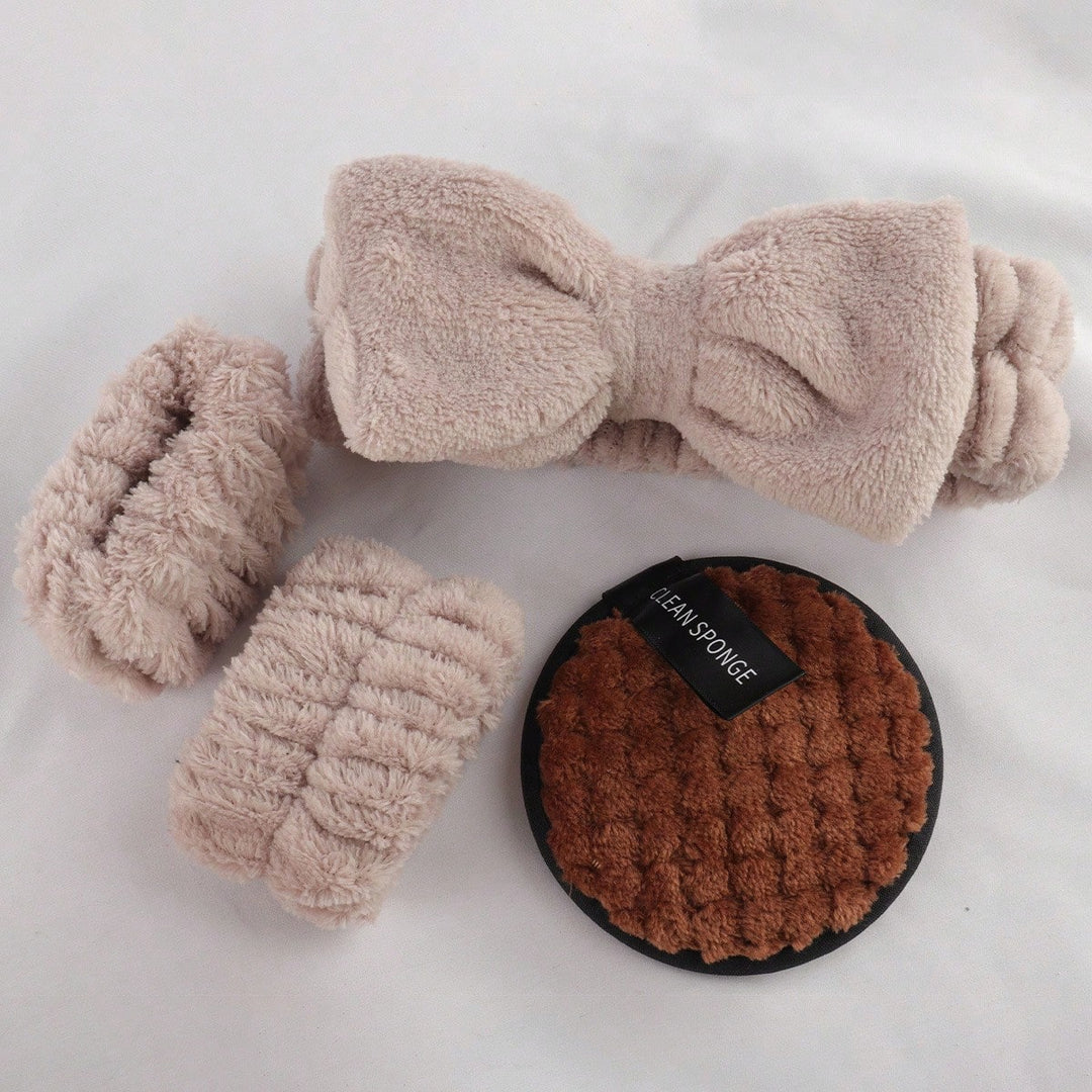 Set de perii SHEIN, mix culori