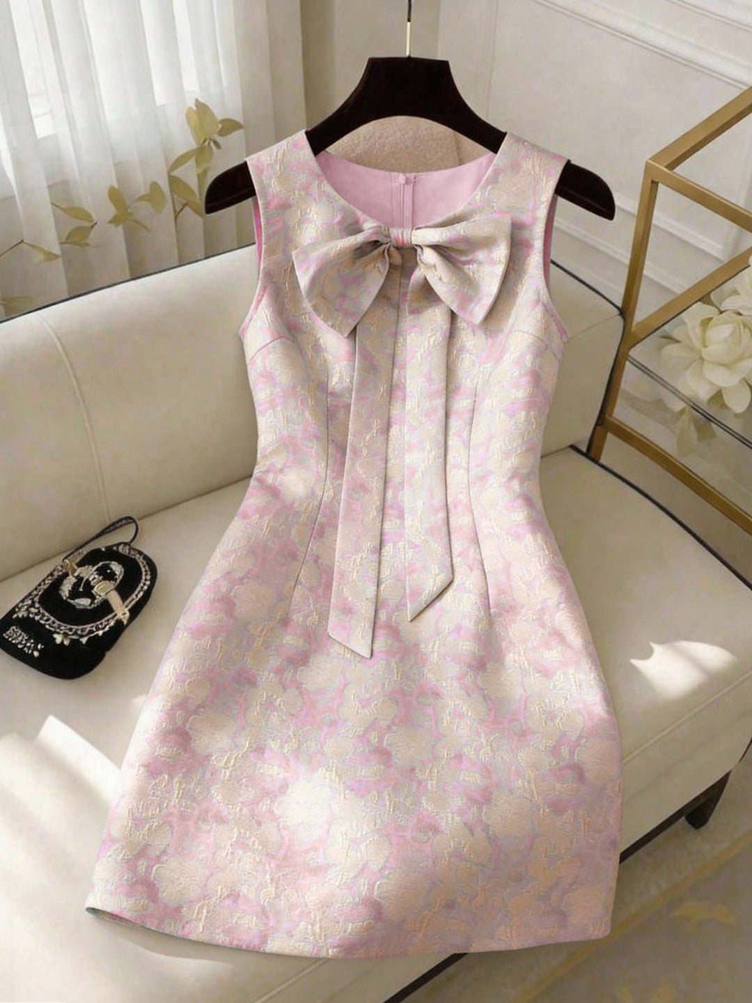 Rochie scurtă SHEIN, roz