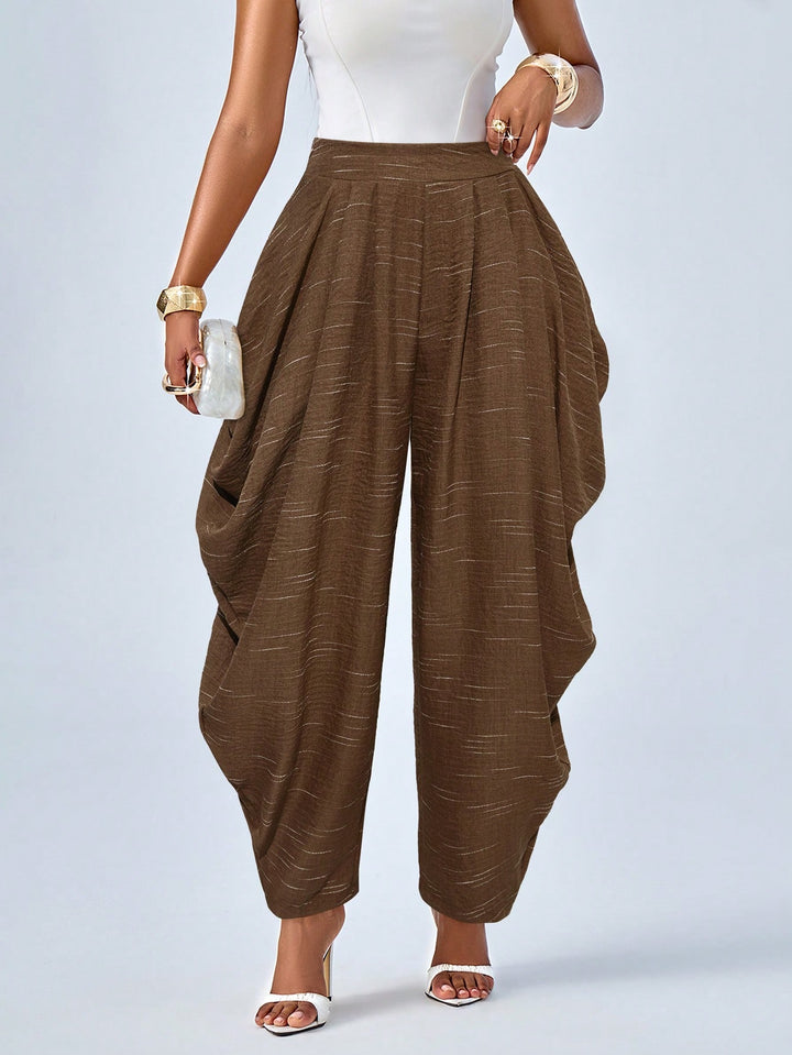 Pantaloni SHEIN, maro