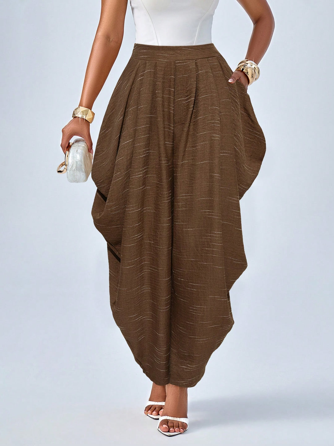 Pantaloni SHEIN, maro