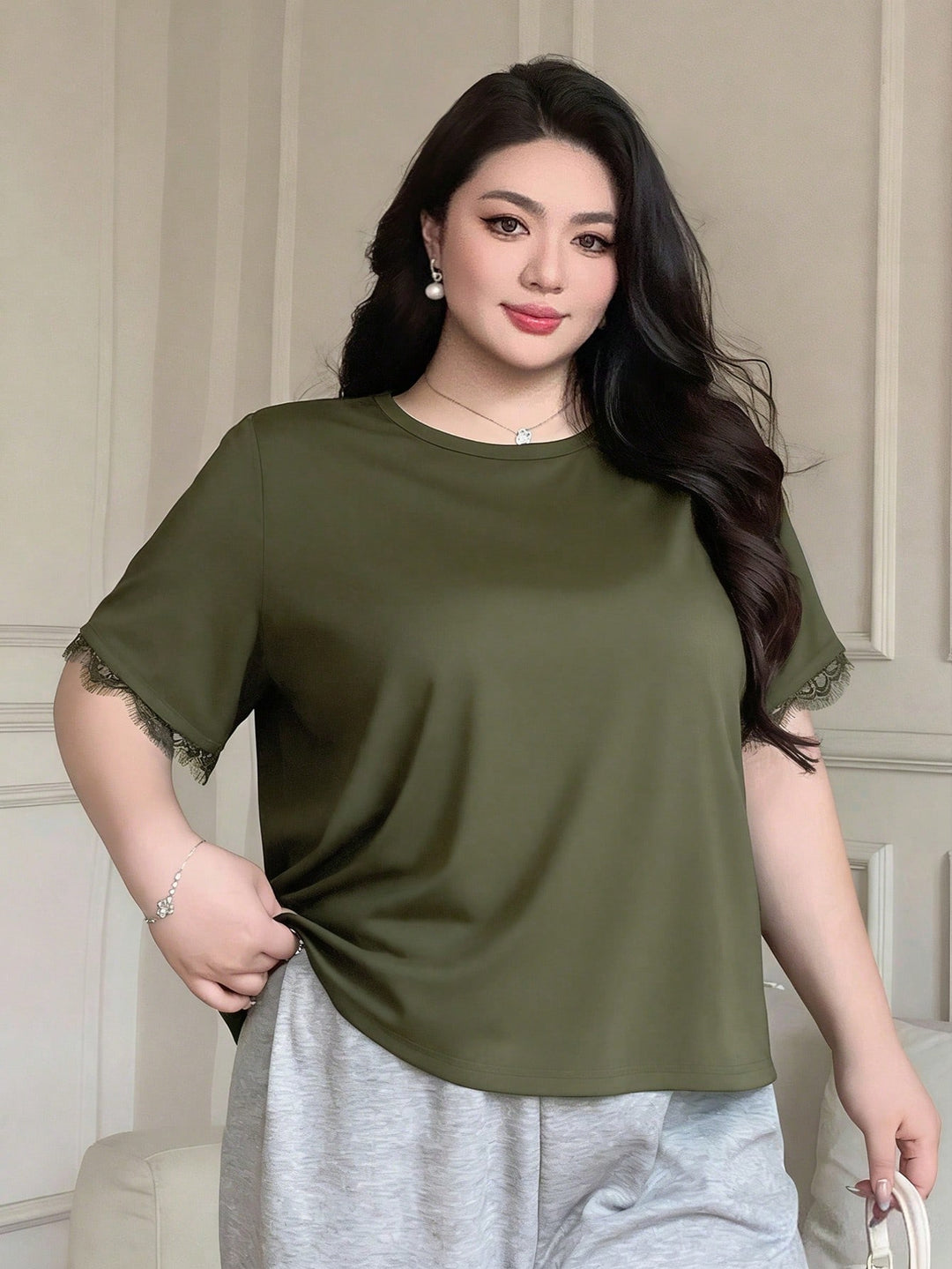 Tricou SHEIN, kaki
