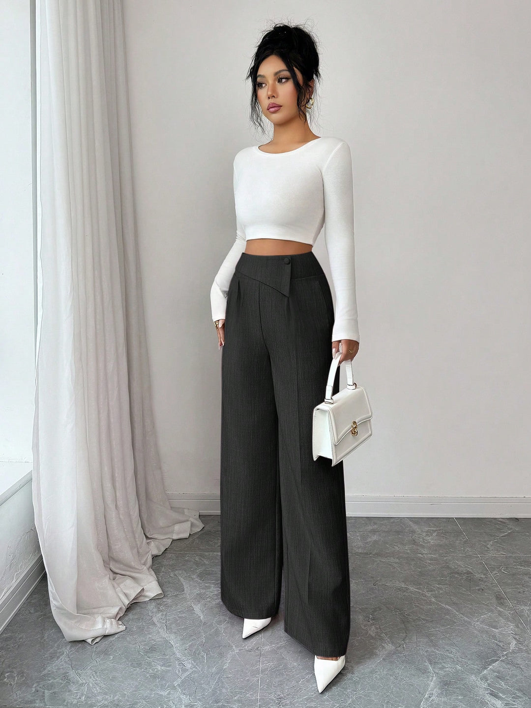 Pantaloni SHEIN, negru