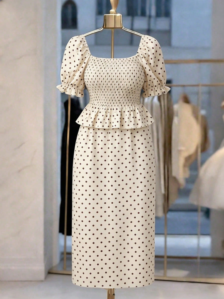 SHEIN együttes, bézs