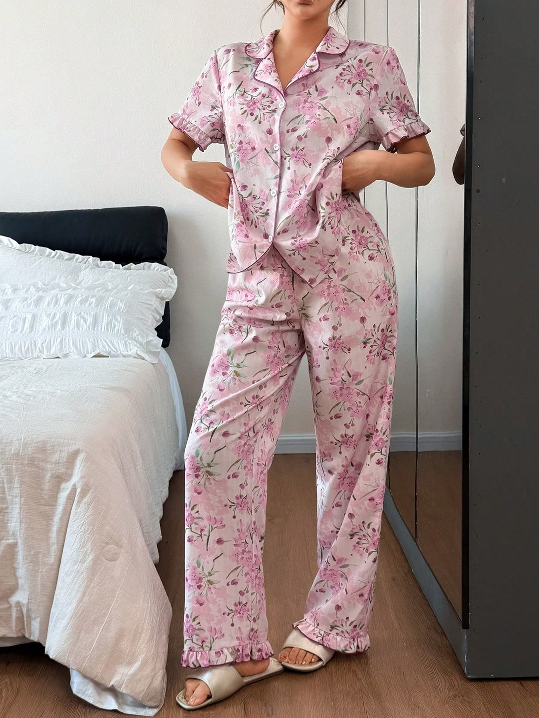 Compleu pijamale SHEIN, mix culori