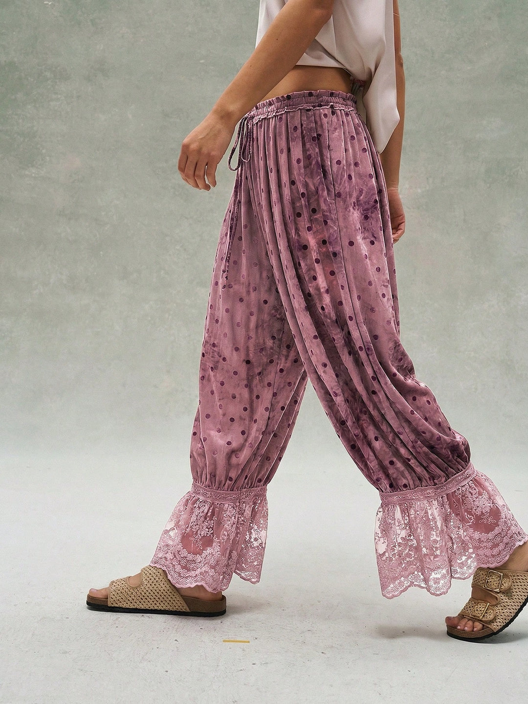 Pantaloni SHEIN, roz