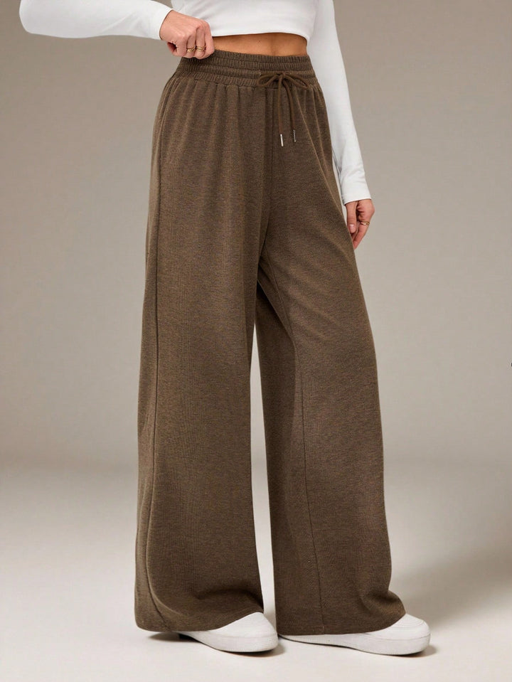 Pantaloni SHEIN, maro