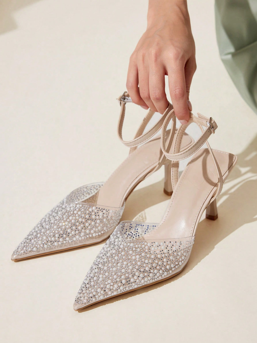 Pantofi cu toc SHEIN, bej