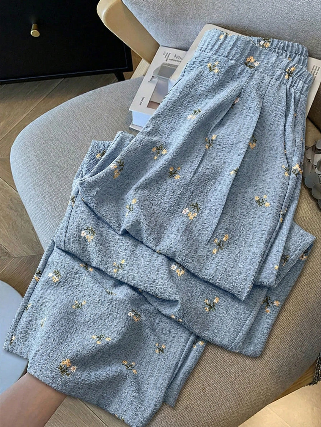 Pantaloni SHEIN, albastru