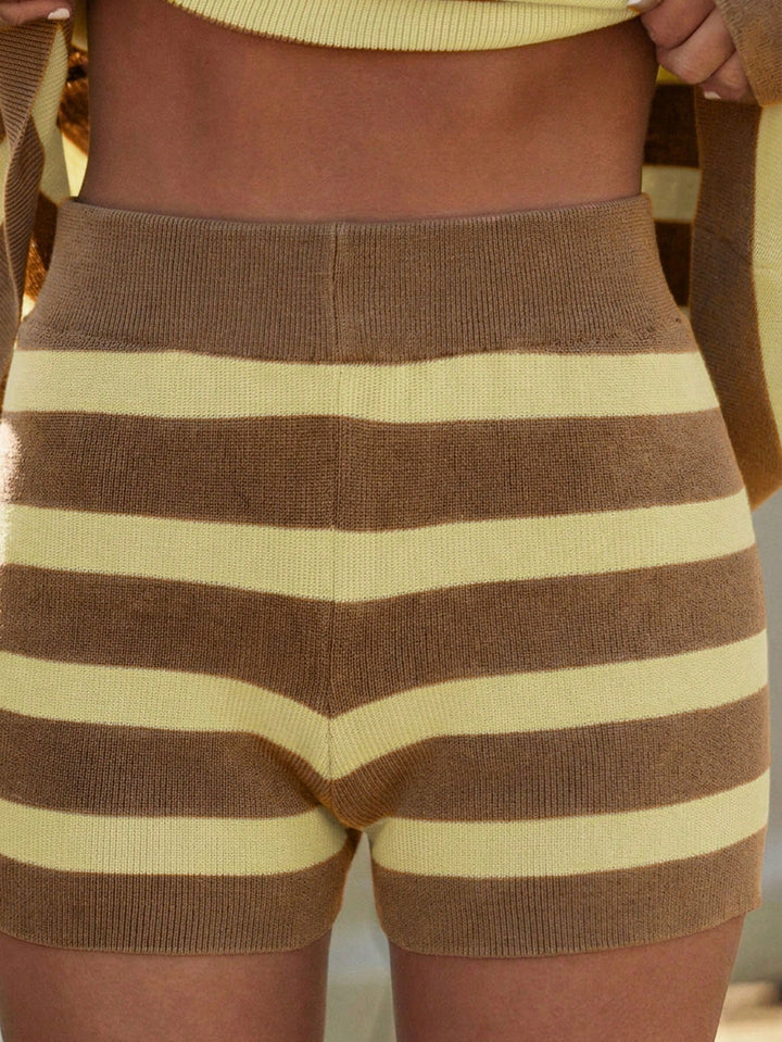 Pantaloni scurți SHEIN, mix culori