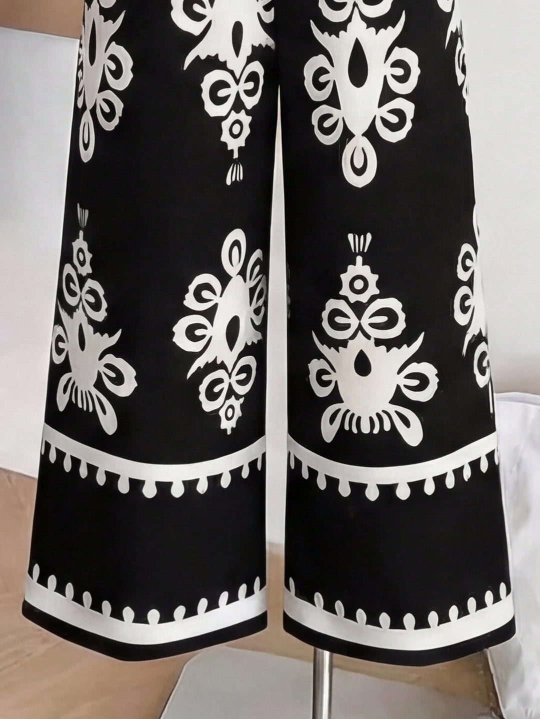 Compleu SHEIN, negru
